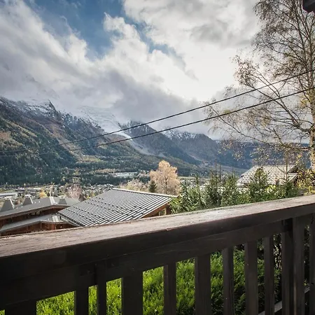 Le Cretet Apartment